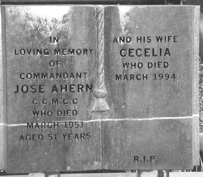 Ahern, Commandant Jose Ahern and Cecilia.jpg 242.7K